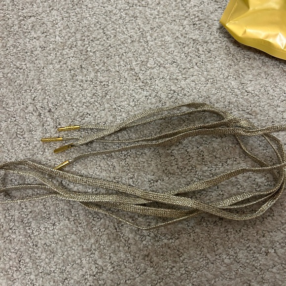 Golden goose shoe laces - Picture 3 of 5
